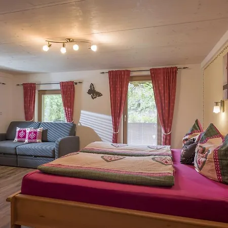 Hof Neuhaus Mayrhofen