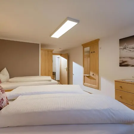 Hof Neuhaus * Mayrhofen